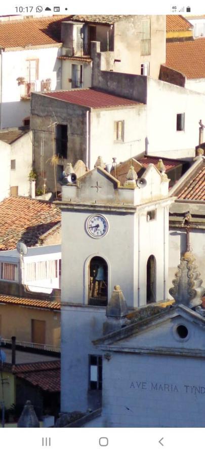 Vila Lontano Dal Caos A Due Passi Dal Mare Condro Exteriér fotografie